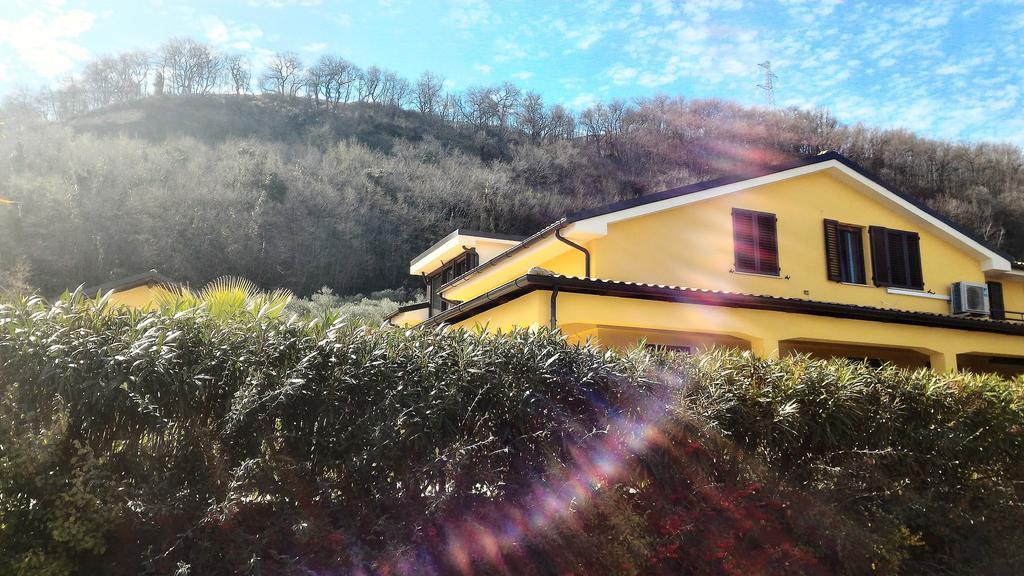 La Dolce Vallata Montefiore dellʼAso Exterior foto